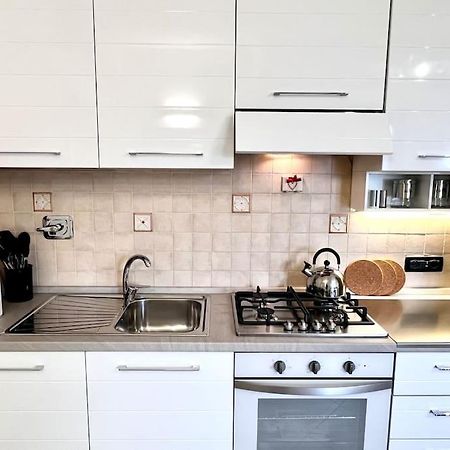 Comfyspot Apartment Rosia Exterior photo