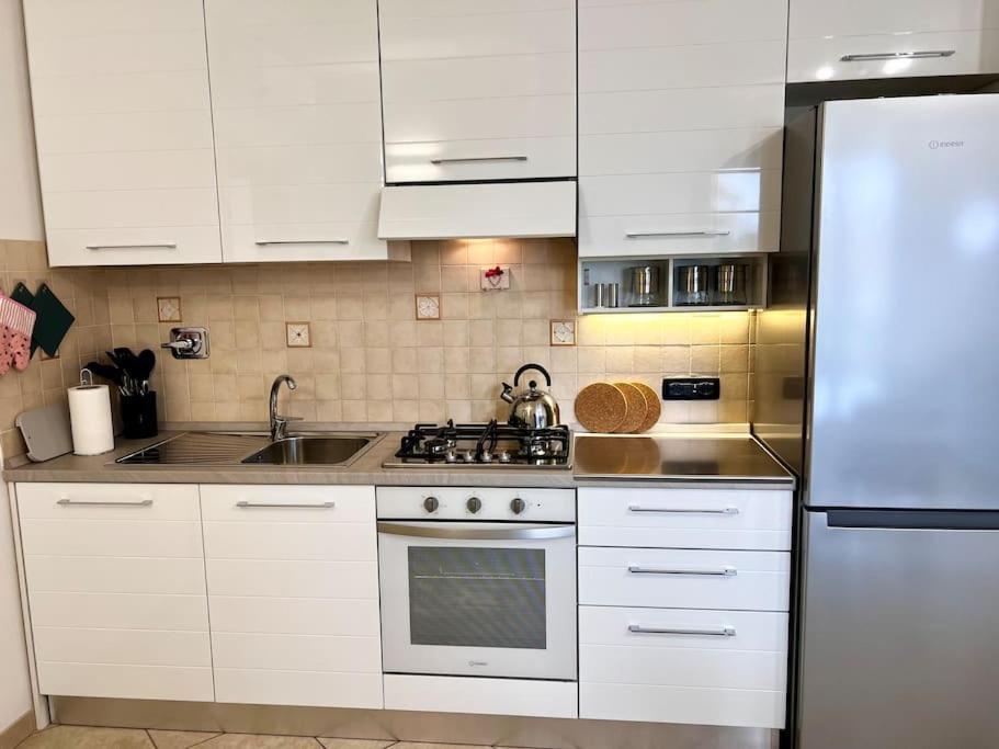 Comfyspot Apartment Rosia Exterior photo