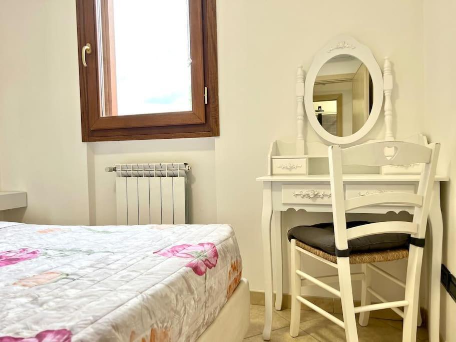 Comfyspot Apartment Rosia Exterior photo